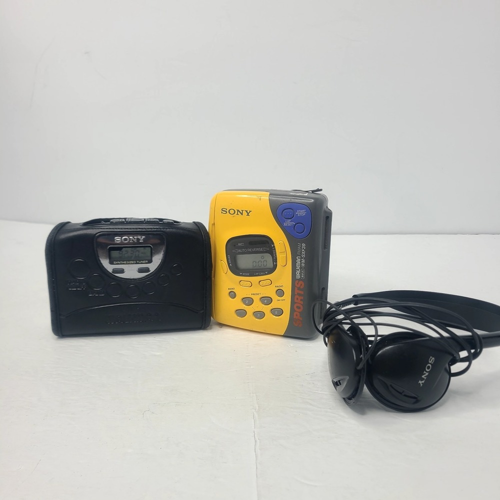 Lot Of 2 Walkman Sony Cassette Players Sports SXF 39 & Walkman‎ WM FX251 READ